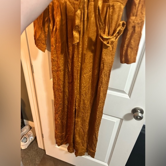 Ali & Jay jumpsuit size medium orange leopard - Picture 6 of 12